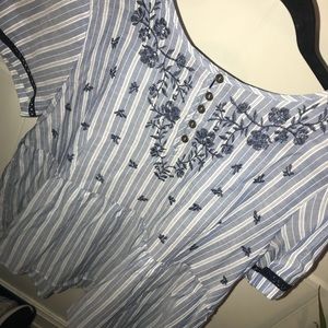 Xhilaration Short Sleeve Blue Blouse